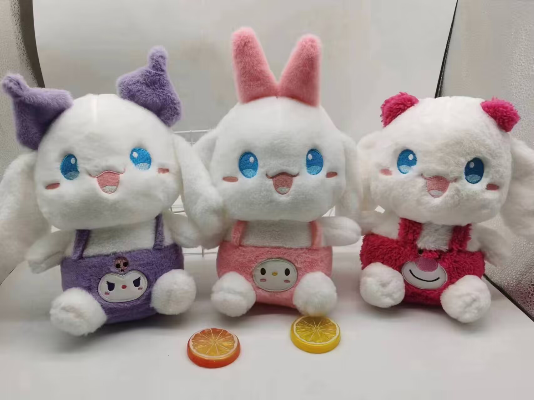Picture of Factory wholesale eight inch grab doll 25cm down cotton plush toy doll machine doll wedding throw puppet