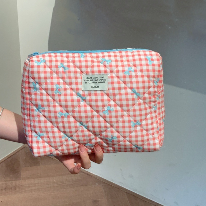 Picture of Simple bow travel portable cosmetic bag large capacity high-end feeling ins high-value cosmetic bag a batch