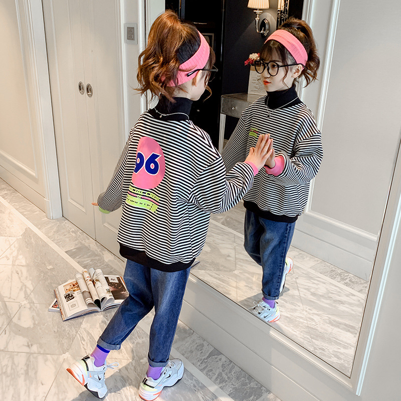 Picture of Girls Sweatshirt Winter Velvet Thickeneding 2025 New Kidsren's Autumn and Winter Warm Top Foreign Style Turtleneck Bottoming Shirt