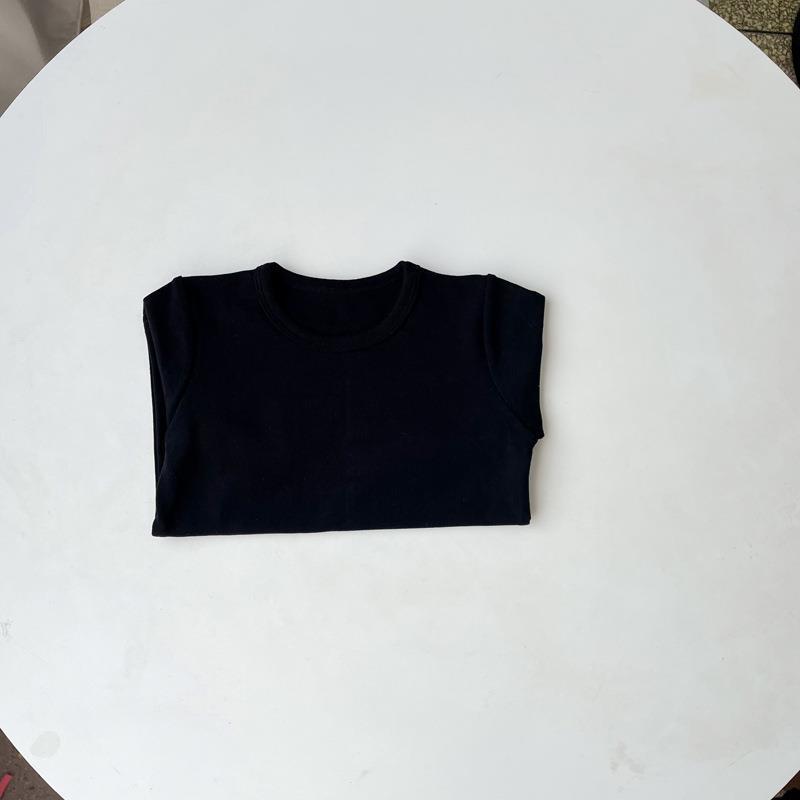 Picture of 2023 Children's Cotton Long-sleeved T-shirt Base Shirt Spring and Autumn Loose Solid Color Round Neck Sanding Top for Boys and Girls