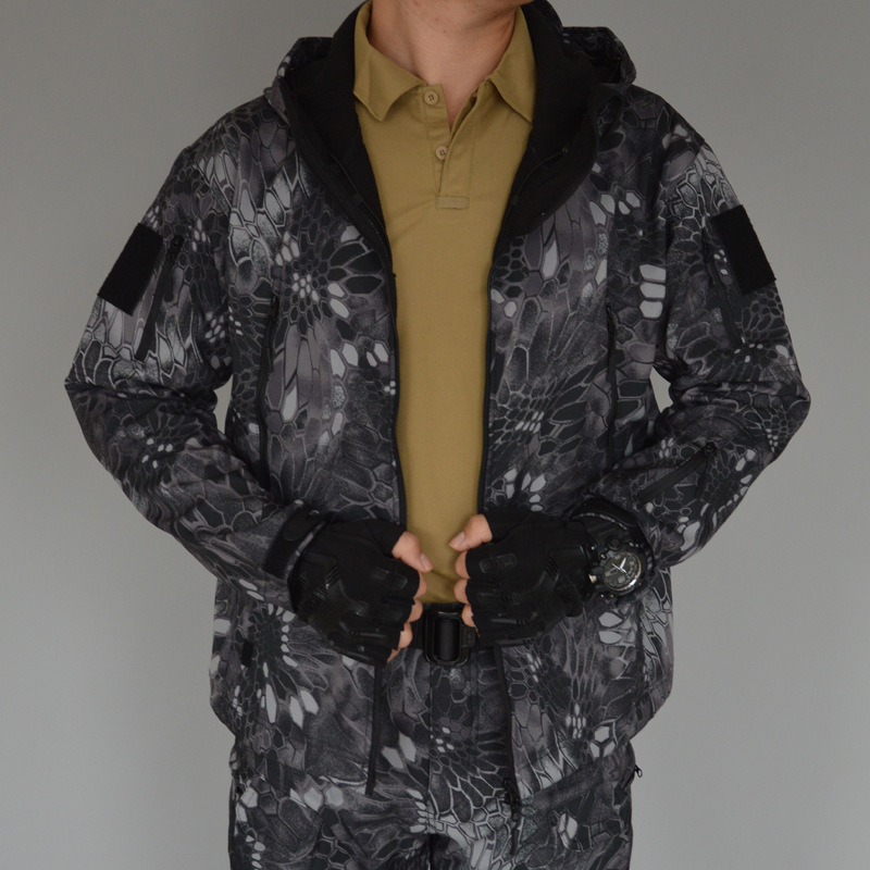 Picture of Shark skin soft shell jacket men's winter fishing clothing waterproof fleece riding mountaineering clothing breathable windproof coat autumn