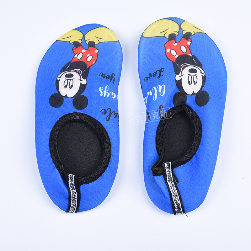 Picture of Cartoon Children's Beach Shoes Hard Sole Wading Shoes Diving Equipment Snorkeling Shoes and Socks Barefoot Swimming Shoes Diving Socks Quick-drying