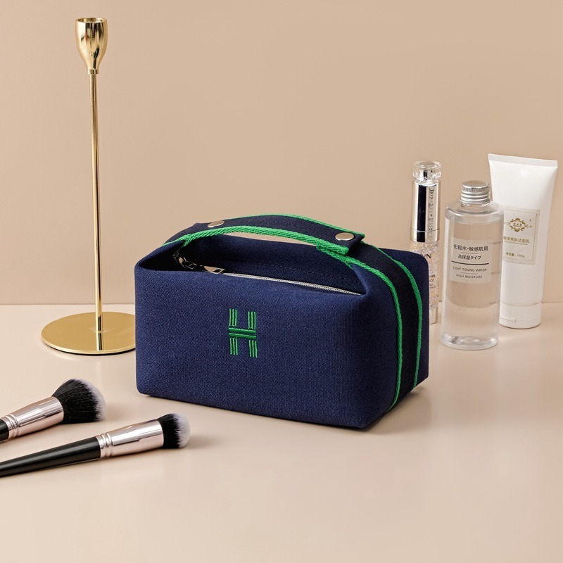 Picture of Ins Style High-Looking Cosmetic Bag Women's Portable Multi-Functional Canvas Cosmetics Bag Large Capacity Simple Waterproof Toiletry Bag
