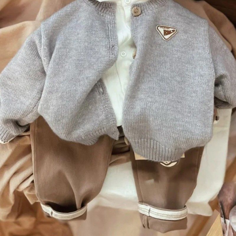 Picture of South Korea children's clothing boys knitted sweater 2023 autumn and winter new short sleeve children's cardigan fashionable outdoor wear