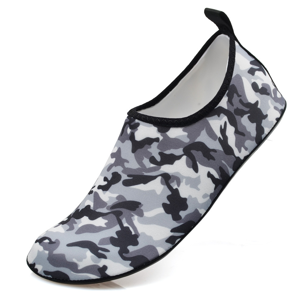 Picture of Wholesale New Summer Men's and Women's Beach Shoes Seaside Diving Rowing Shoes Indoor Running Yoga Shoes in Stock