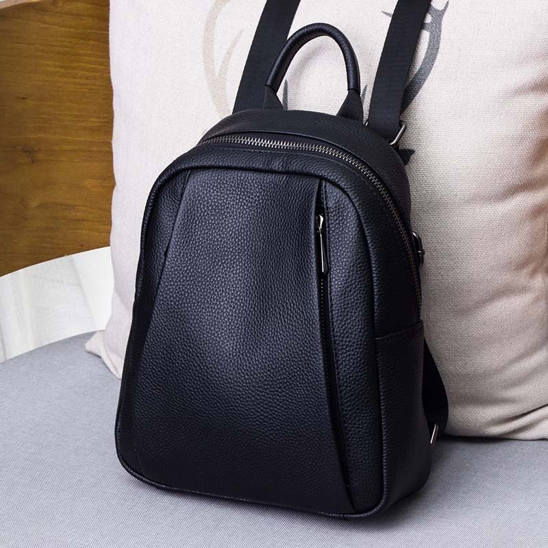 Backpack Women's 2025 New Fashionable Large Capacity Practical Leather Women's Bag Soft Leather Casual Women's Backpack Travel Bag