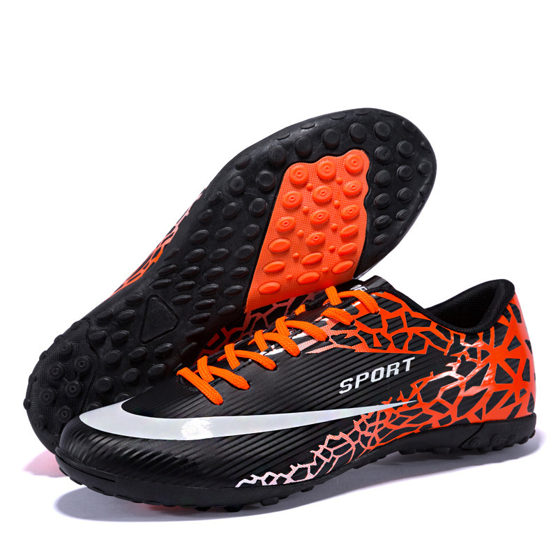 Picture of Cross-border Autumn New Assassin's same style broken nail football shoes, men's, women's and children's football training shoes one-piece delivery