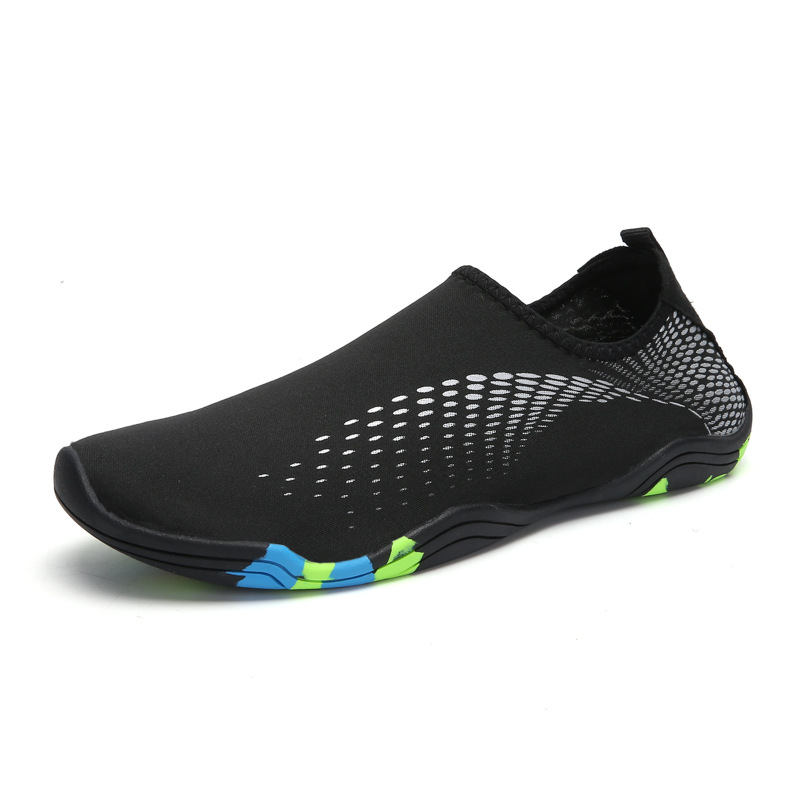 Picture of Couple beach shoes swimming shoes bare foot skin shoes non-slip men's and women's wading shoes outdoor backwater shoes diving shoes wholesale