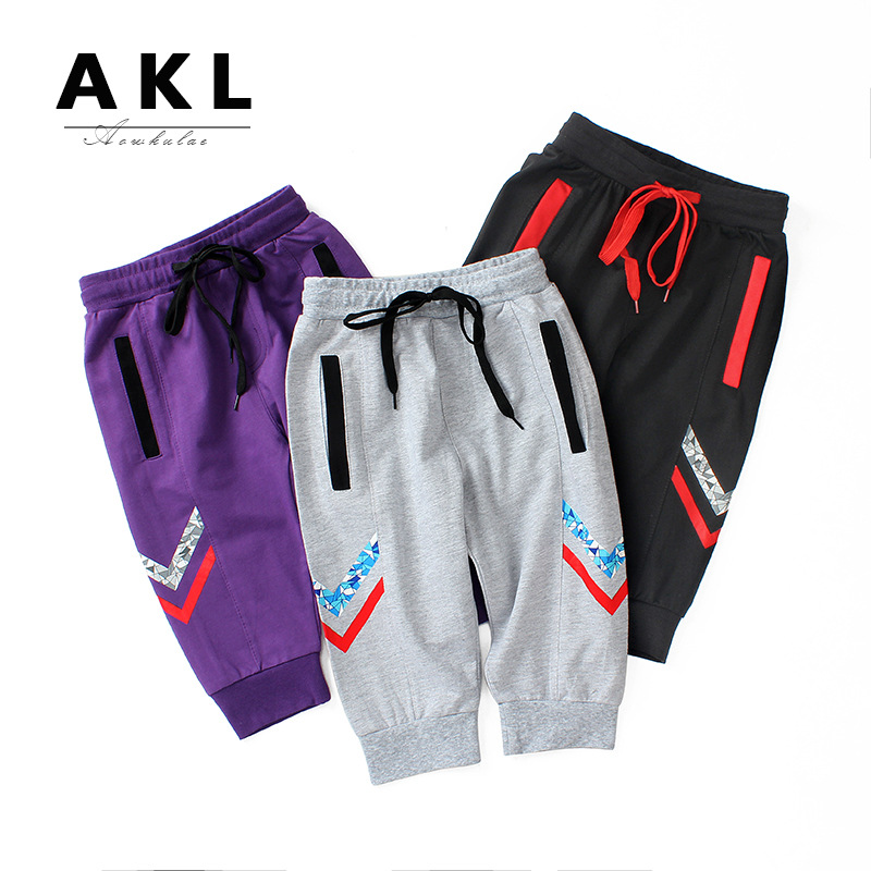 Picture of European point children's clothing summer Korean style new boys sports cropped pants large children's cotton casual pants children's pants