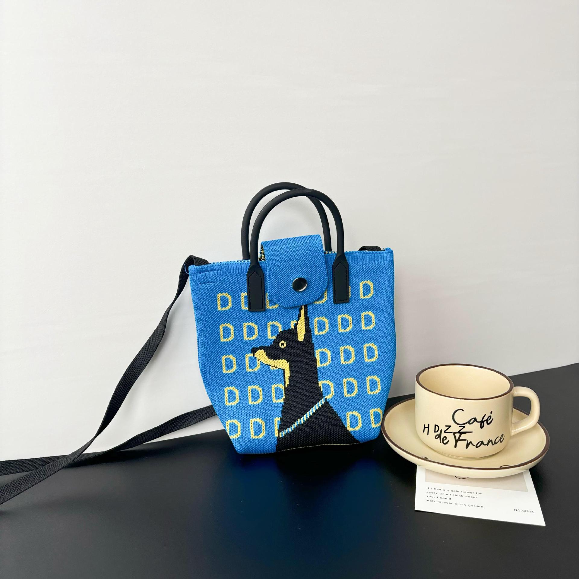 Picture of Advanced Sense Ins Mobile Phone Bag New Cartoon Knitted Bag Niche All-match Crossbody Handbag Korean Coin Purse Bag