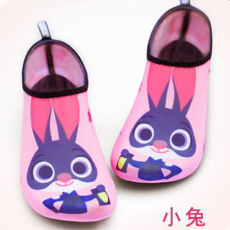 Picture of Cartoon Children's Beach Shoes Hard Sole Wading Shoes Diving Equipment Snorkeling Shoes and Socks Barefoot Swimming Shoes Diving Socks Quick-drying