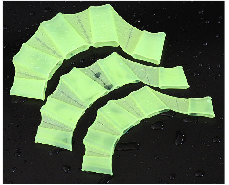Picture of Snorkeling silicone swimming equipment rowing Palm webbed adult half Palm children swimming hand poof freestyle gloves hand Pu