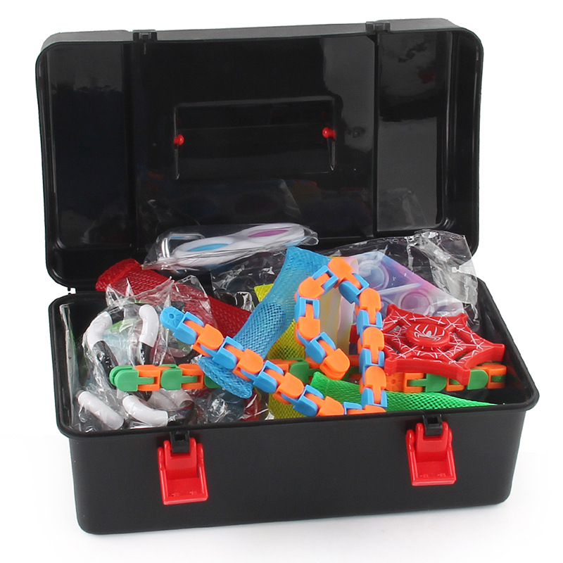 Picture of SOURCE Factory new exotic squeeze toys DIY rat killer pioneer keychain track chain wholesale vent toys
