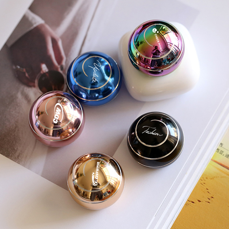 Picture of Factory Customized Logo Silver Wire Rotating Desktop Ball Transfer Top Fingertip Gift Rotating Decompression Toy Mini
