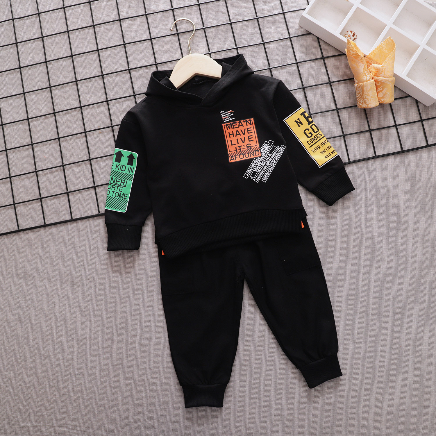Picture of Foreign trade Spring and Autumn new long sleeve children's suit baby long sleeve hoodie sweater two-piece suit tide a generation of hair
