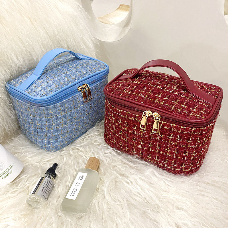 Picture of New Cyber Celebrity Cosmetic Bag New Cosmetics Large Capacity Storage Bag Portable Travel High-end Small Chanel Style Cosmetic Bag