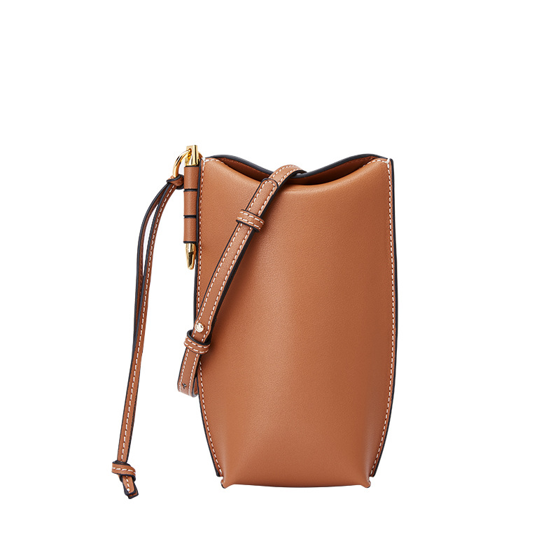 Picture of 2024 New Cross-Border Fashion Mini Small Bag Retro Genuine Leather Women's Bag Shoulder Crossbody Mobile Phone Bag Women's Wholesale