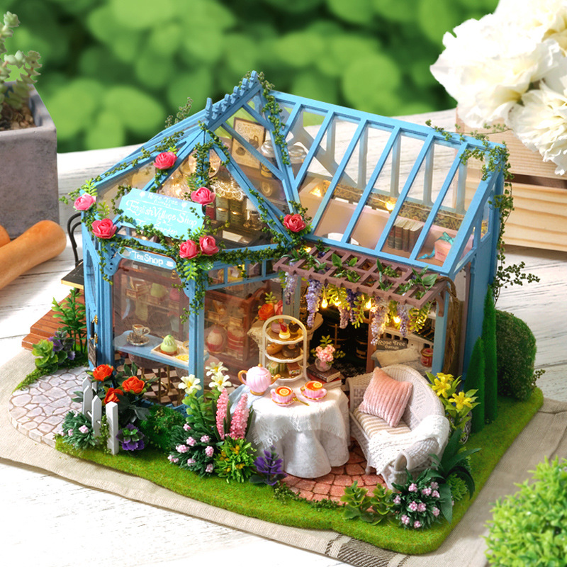 Zhiqu House diy Cabin Rose Garden Tea House Handmade Architectural Model Wooden Villa Creative Female Gift