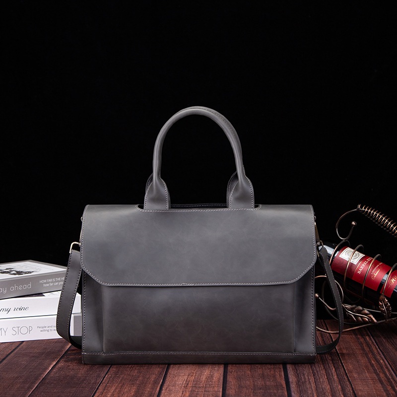 Picture of Retro New Men's Handbag Korean Men's Bag Crazy Horse Leather Shoulder Crossbody Business Computer Briefcase Manufacturers