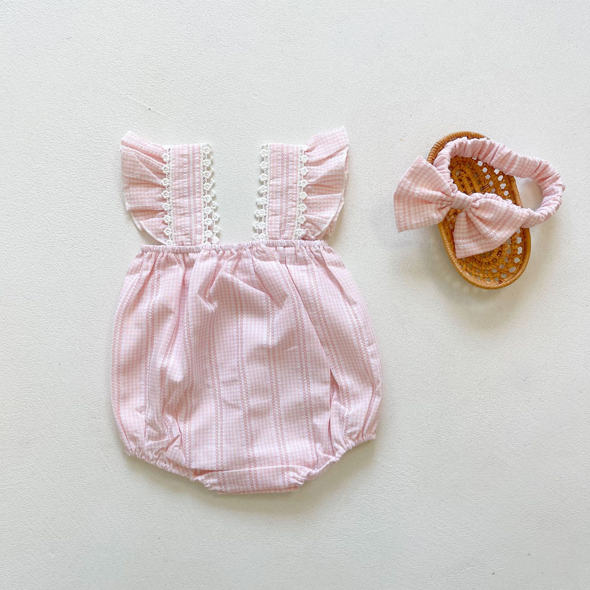 Picture of Ins2025 Summer Baby Jumpsuit Sleeveless Harem Korean Style Plaid Jacquard Baby Bag Fart Clothing Outing Clothing