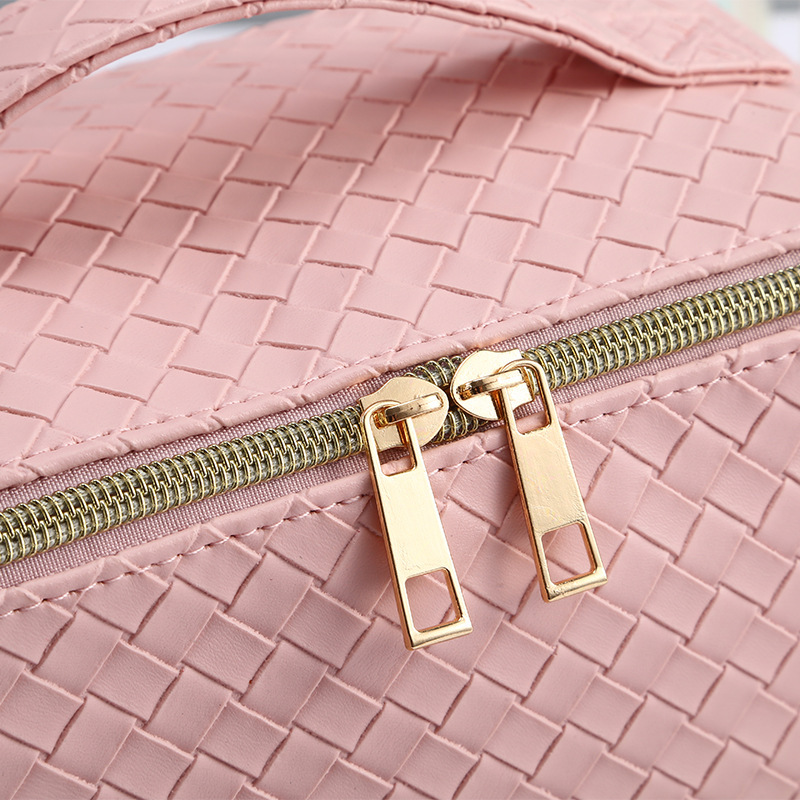 Picture of New PU woven leather plaid embossed portable cosmetic bag large capacity cosmetic storage bag for Amazon