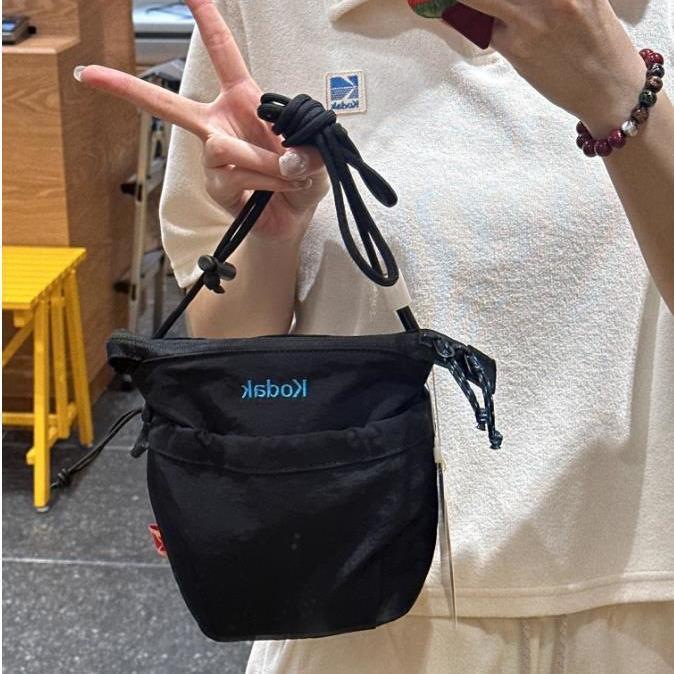 Picture of KODAK Kodak camera bag shoulder slung small bag outdoor sports leisure mobile phone storage bag portable hanging neck