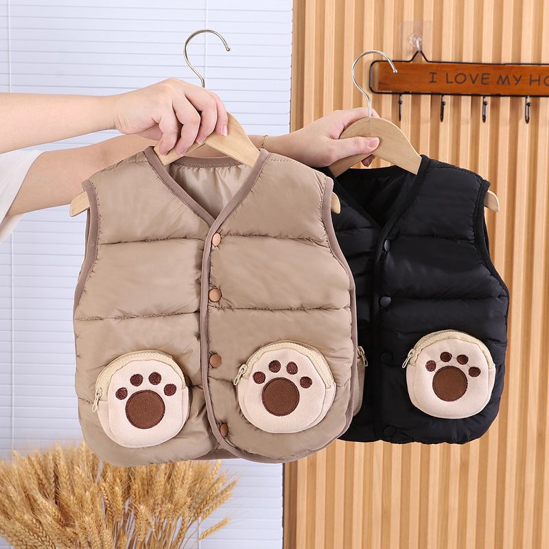Boys' autumn and winter vest 2023 new children's thickened warm outer vest winter wear baby outer vest fashion