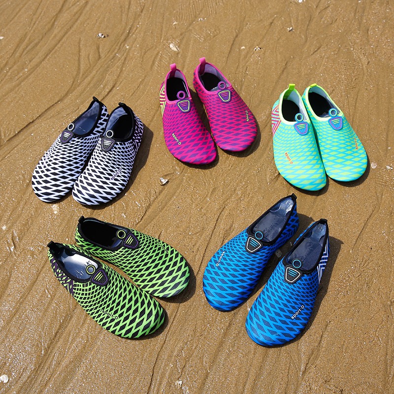 Seaside Holiday couple soft shoes snorkeling swimming shoes adult Beach socks shoes quick snorkeling shoes diving shoes