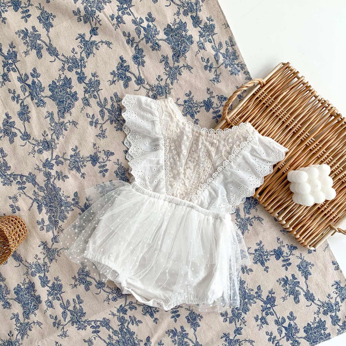 Picture of Ins Summer Korean Style Baby Girl Baby Lace Floral Princess Birthday Fashionable Dress Kidsren Baby Skirt