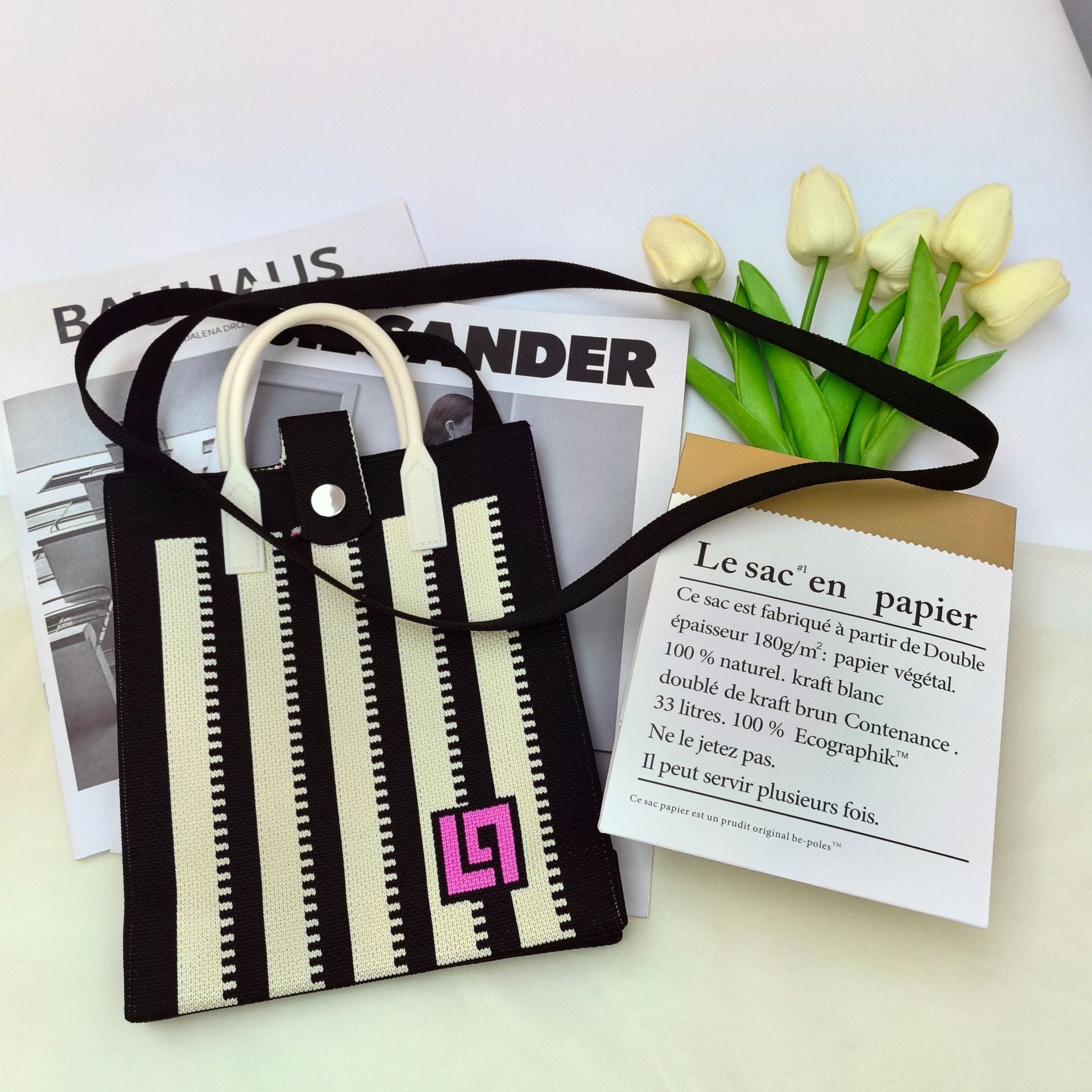 Picture of 2025 New High-End Shoulder Bag Women's Crossbody Casual Bag Fly Knitted Trendy Spring Mobile Phone Bag