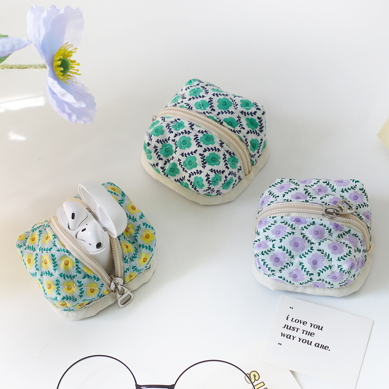 Picture of Cute Daisy Flower Coin Bag Suitable for AirPods Protective Case Bluetooth Headset Storage Bag Korean Style Girl's Heart