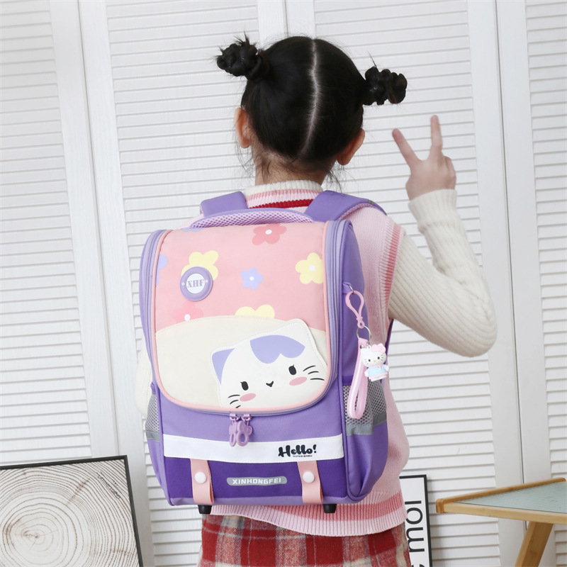 Picture of New children's bag small size cute cartoon boys and girls backpack kindergarten first grade primary school student schoolbag