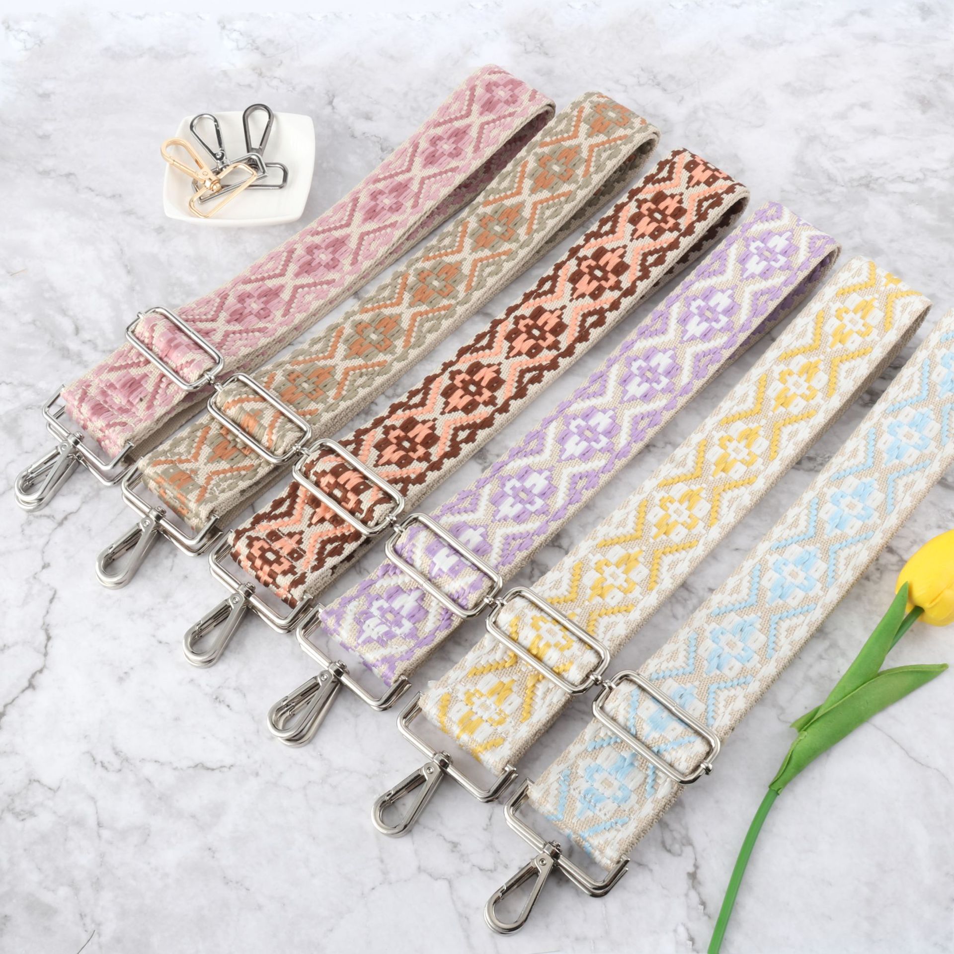 Picture of Cross-Border 5cm Wide Shoulder Strap Bag Strap Crossbody Adjustable Shoulder Strap New Diamond Jacquard Embroider Bag Shoulder Strap in Stock