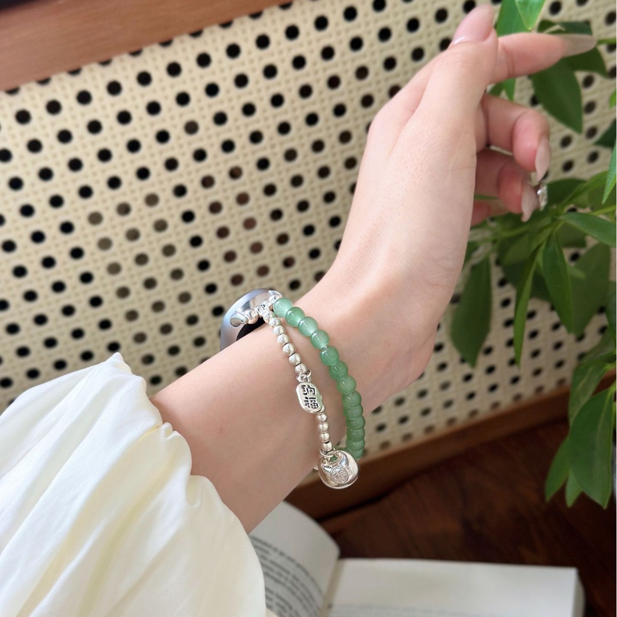 Picture of For mi band 9/8 strap 7 niche 3/4/5/6nfc version green dong bell beaded high sense elastic rope women