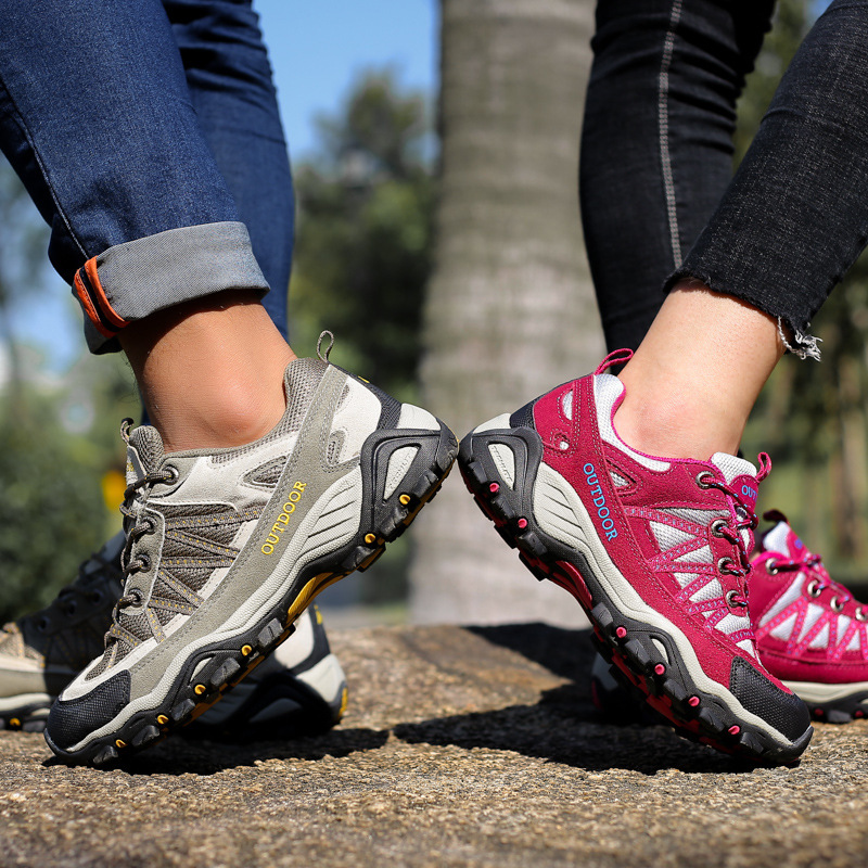 Picture of Cross-border plus size hiking shoes men's autumn lightweight breathable sneaker climbing hiking shoes non-slip wear-resistant outdoor shoes women