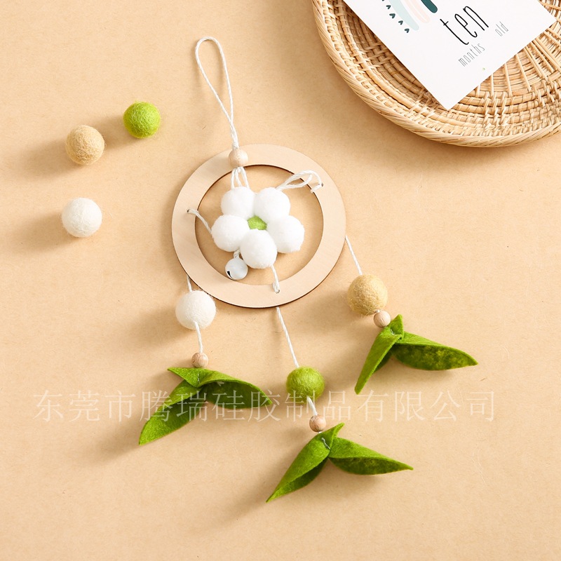 Picture of Ins Style Bee Flower Handmade Woven Bed Bell Nordic Style Crib Bee Bed Bell Children's Room Pendant Wind Bell