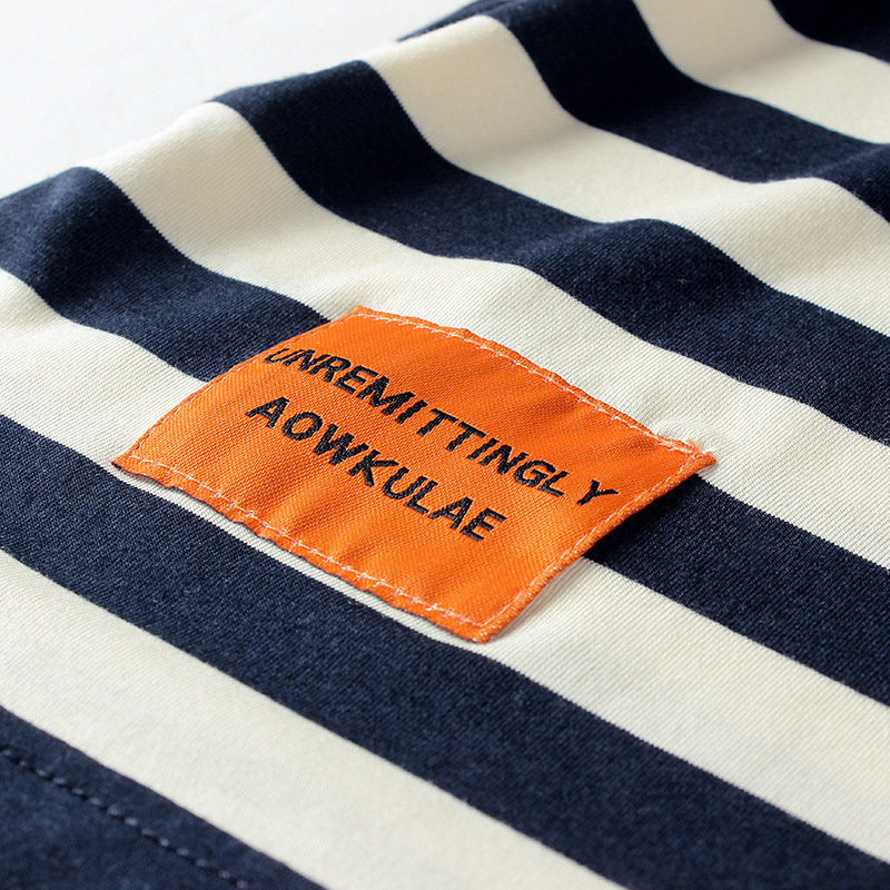 Picture of Summer children's clothing Korean new boys short sleeve T-shirt girls knitted striped label top children's short sleeve wholesale