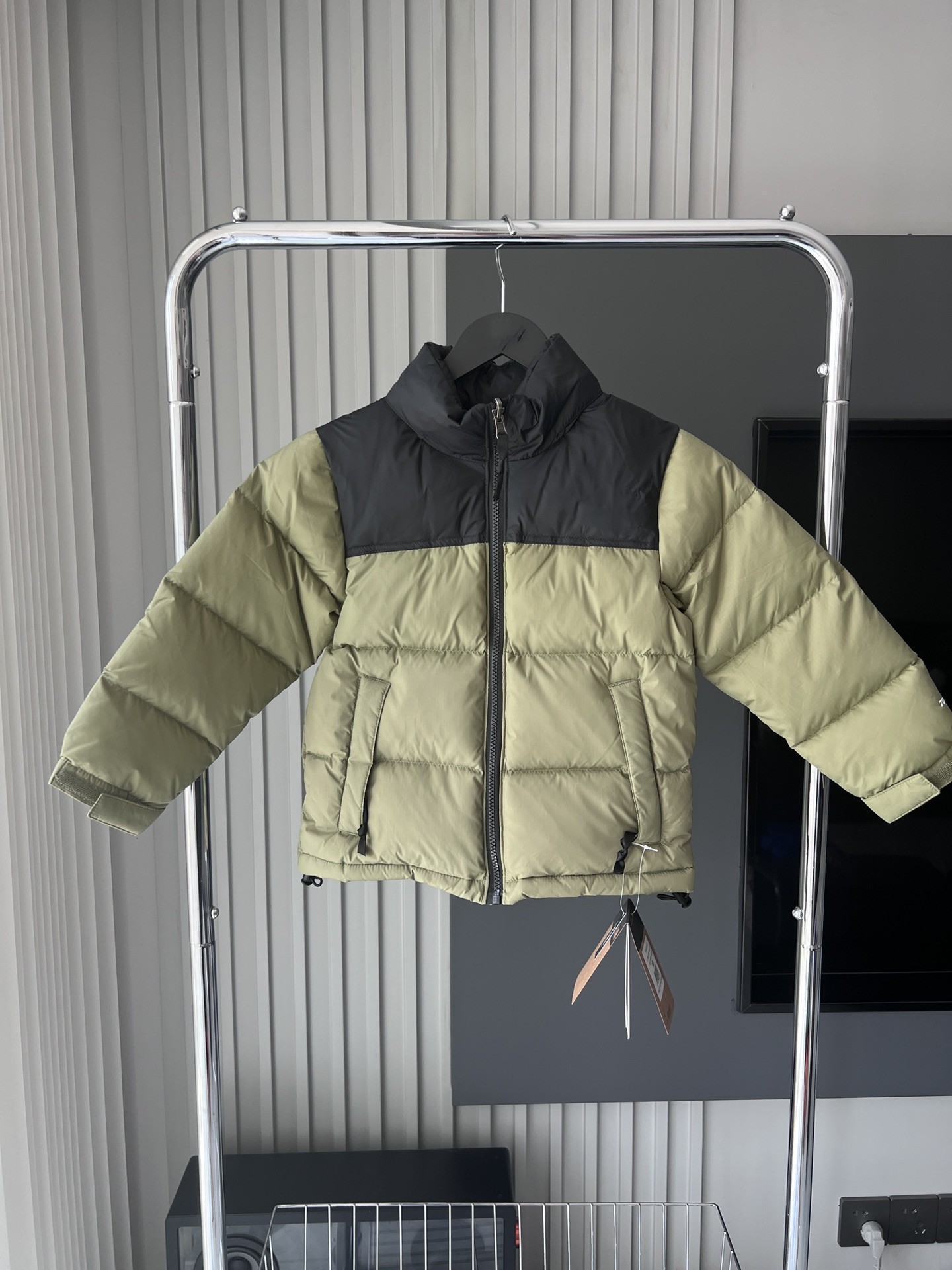 Picture of Putian high version TNF1996 North face children's down jacket American version 700 Peng parent-child bread coat