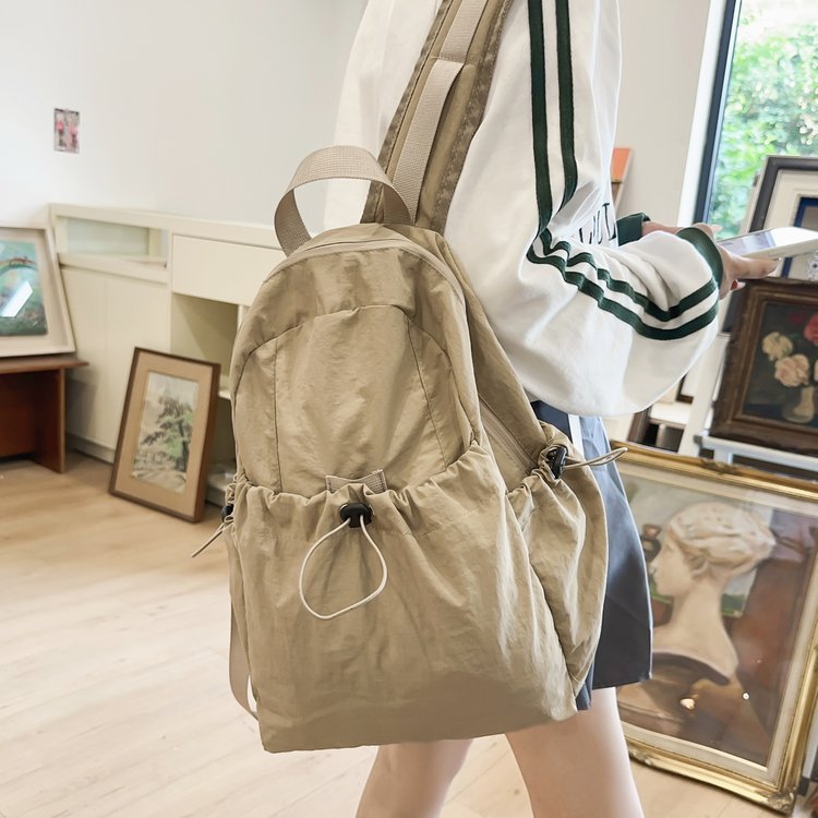 Picture of Japanese Style Solid Color Pleated Nylon Backpack Men's 2024 New Arrival Large Capacity Lightweight Casual Travel Backpack Computer Bag