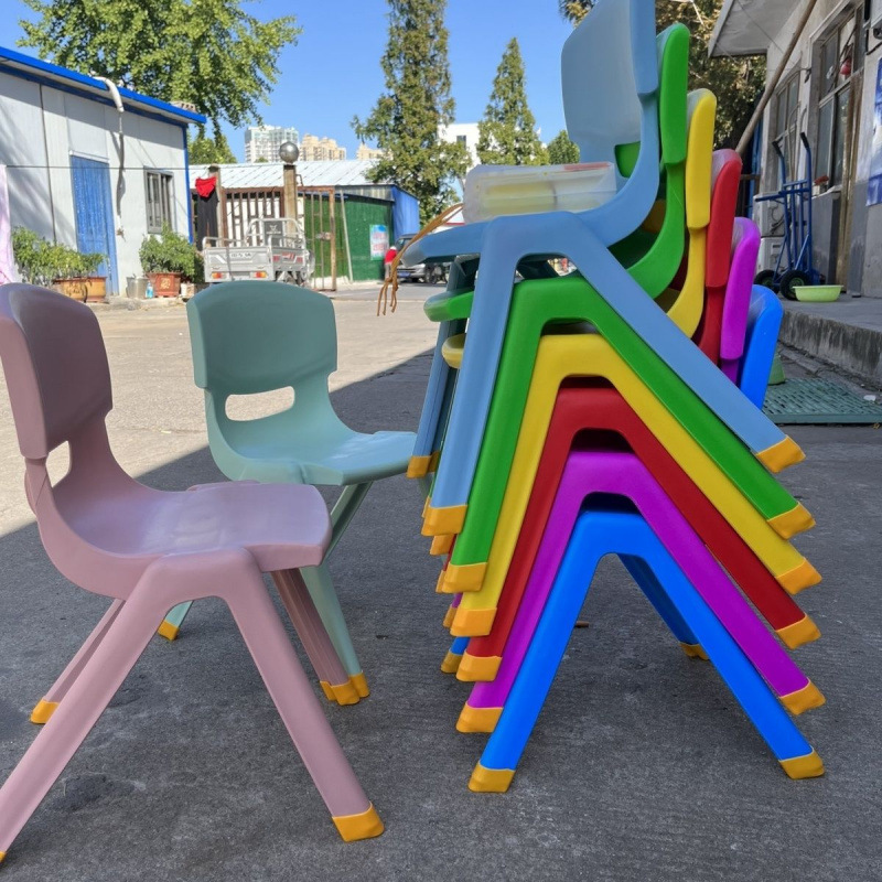 Plastic stool, children's backrest chair, kindergarten baby dining chair, household non-slip thickened cooked rubber small bench