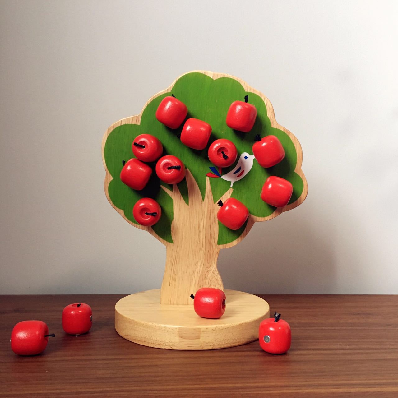 Picture of Wooden Magnetic Apple Tree Montessori Teaching Aids Learn Counting Fruit-dividing Baby Kindergarten Teaching Early Education Educational Toys