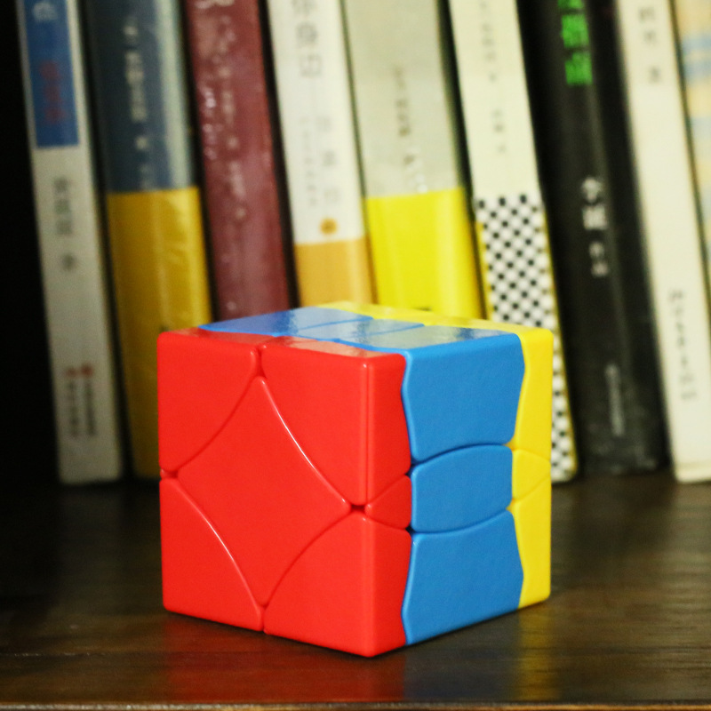 Picture of Shengshou No. 1 hundred birds facing the Phoenix Rubik's Cube special shape 3th order leather pattern colorful educational fun professional Rubik's cube toy