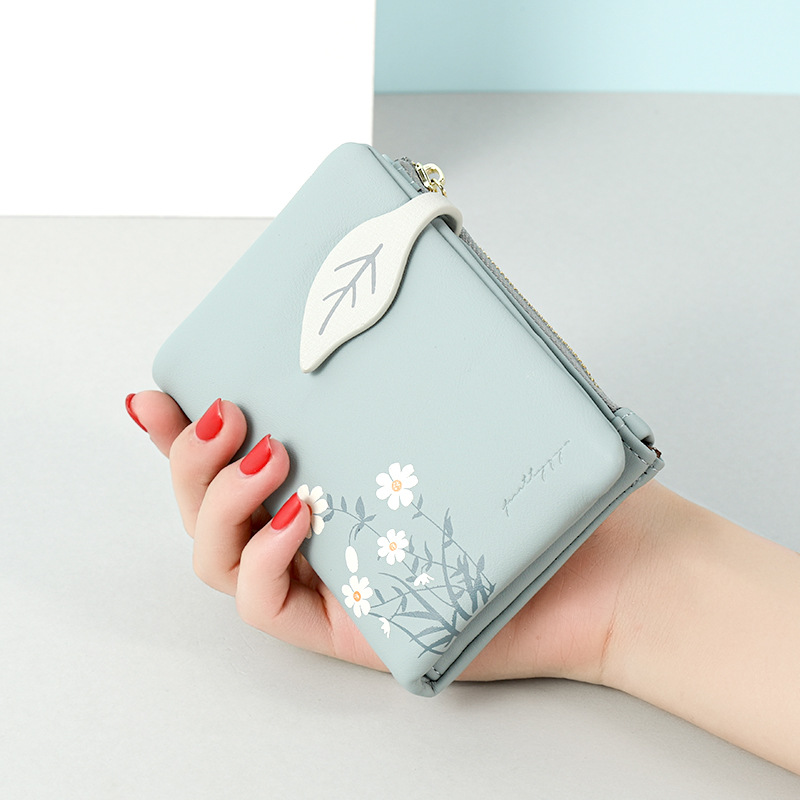 Picture of Women's short wallet wholesale creative soft leather texture small wallet multi-card daisy printed 2-fold coin purse