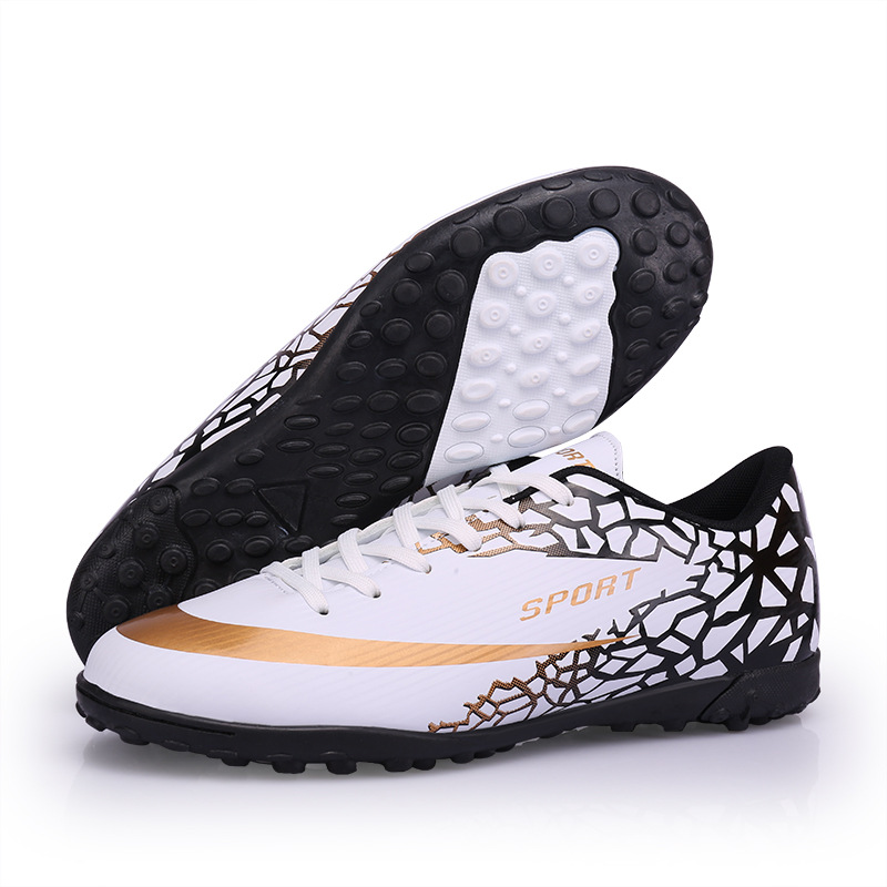 Picture of Cross-border Autumn New Assassin's same style broken nail football shoes, men's, women's and children's football training shoes one-piece delivery