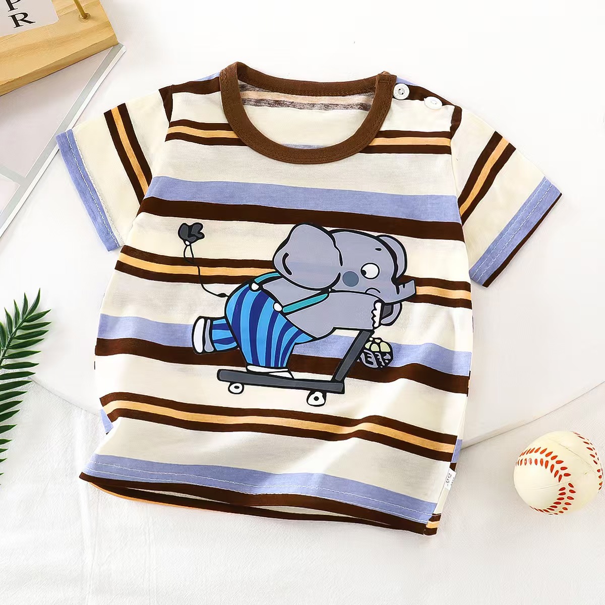 Picture of New cotton summer children's half sleeve round neck T-shirt short sleeve sports home clothing factory direct sales a generation of hair