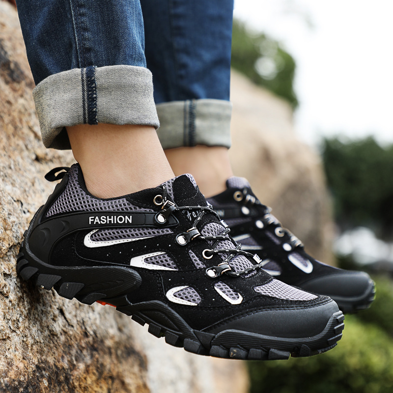Picture of Men's hiking shoes spring and autumn new breathable men's shoes sports leisure outdoor climbing sneaker men's wholesale generation