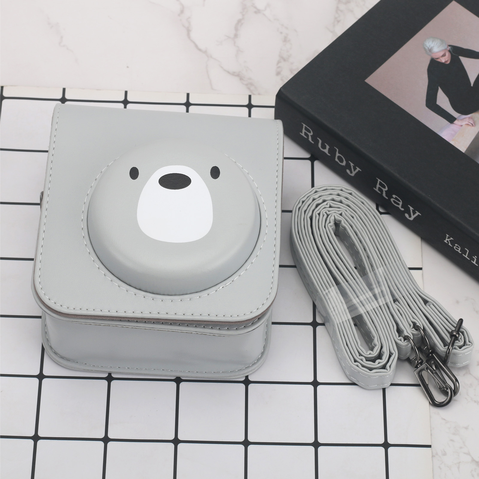Picture of A generation of Fuji Polaroid mini12 gray bear camera storage bag shoulder/diagonal