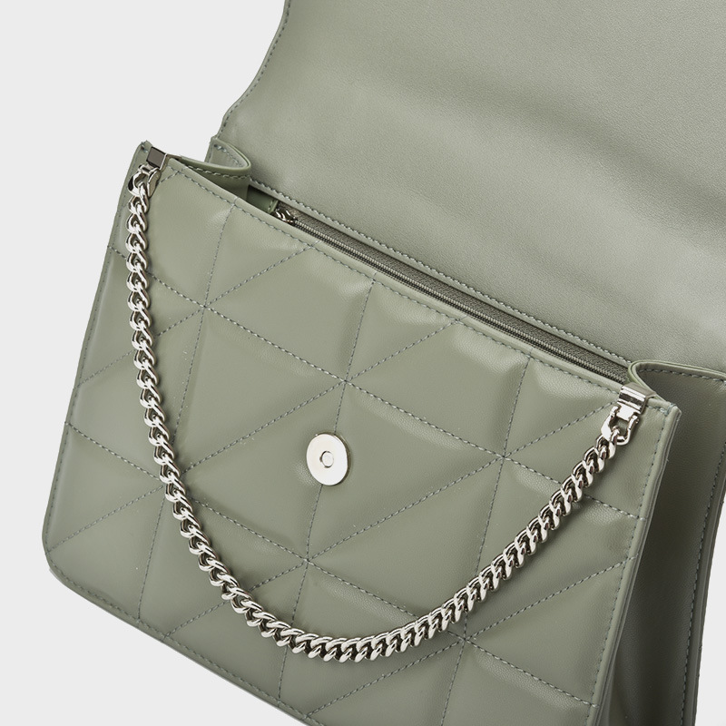 Picture of Autumn New Bag Women's Portable Rhombus Chain Bag Simple Shoulder Armpit Women's Crossbody Bag Wholesale Lightweight