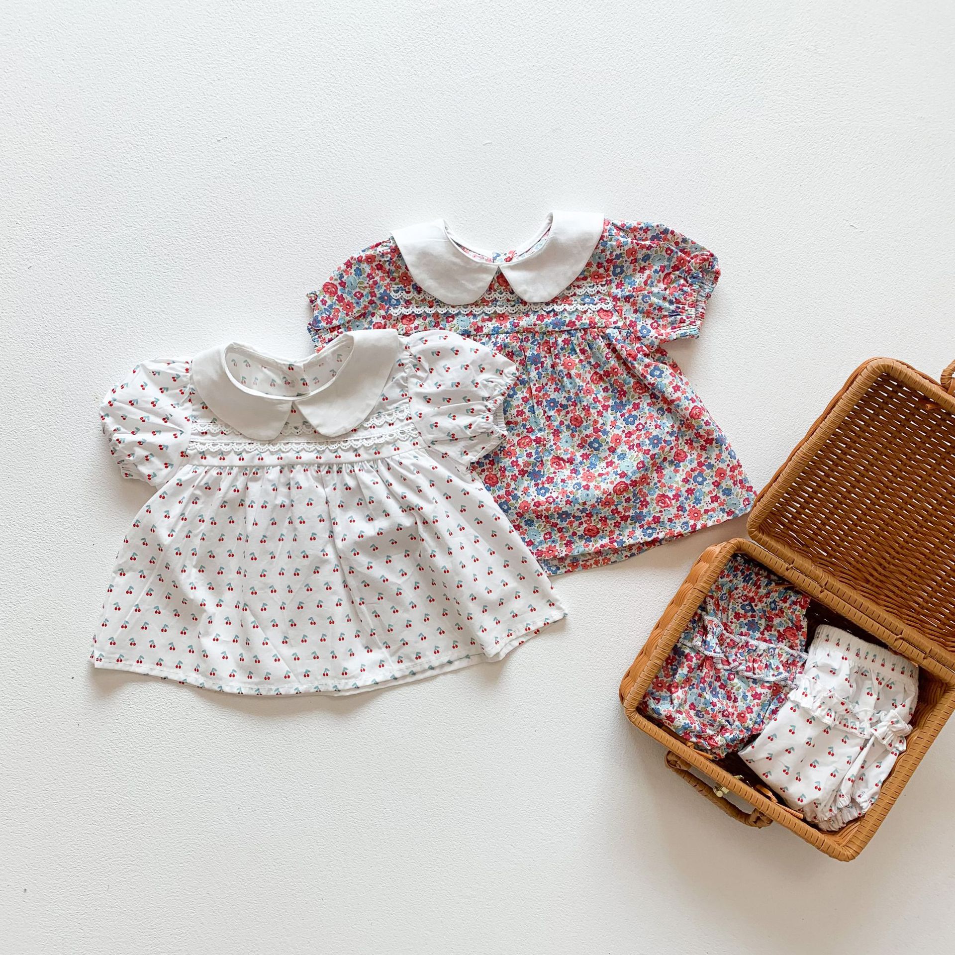 Picture of 2025 Summer Korean Style Floral Baby Short-Sleeved Two-Piece Set Small Cherry Kidsren's Split Shorts Girls' Clothes in Stock
