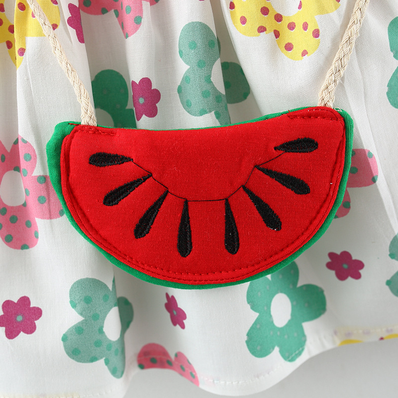 Picture of 2022 girls dress new summer children's clothing sleeveless lace collar full body contrast small flower small watermelon vest skirt